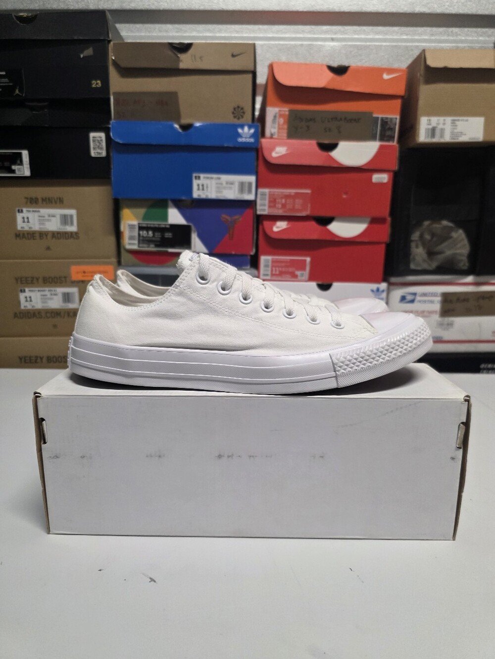 Converse Chuck Taylor All Star Low White/White Canvas Sz 11